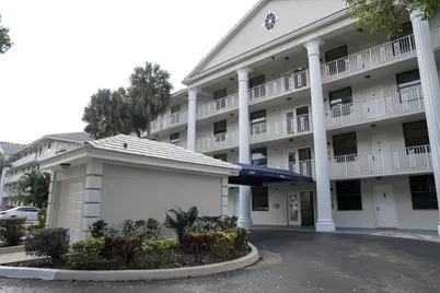 1709 Whitehall Dr #405, Davie, FL 33324 - Photo 4