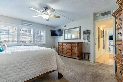 121 Golden Isles Dr #201, Hallandale Beach, FL 33009 - Photo 20