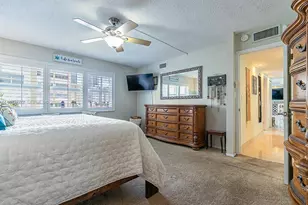 121 Golden Isles Dr, Hallandale Beach, FL 33009 - Photo 20