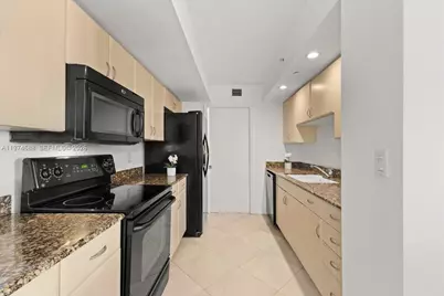 6917 Collins Ave #1512, Miami Beach, FL 33141 - Photo 8