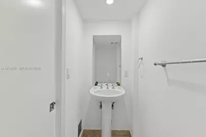 6917 Collins Ave #1512, Miami Beach, FL 33141 - Photo 12