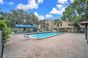 9431 Live Oak Pl, Davie, FL 33324 - Photo 32