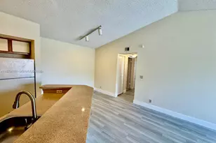 3390 N Pinewalk Dr N, Margate, FL 33063 - Photo 2