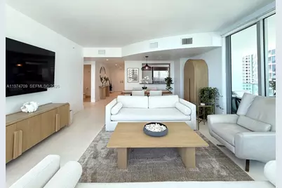 1331 Brickell Bay Dr #2002, Miami, FL 33131 - Photo 8