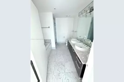 244 Biscayne Blvd #3403, Miami, FL 33132 - Photo 12