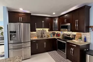 1461 NW 137th St, Miami, FL 33167 - Photo 10