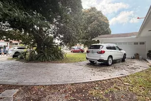 1461 NW 137th St, Miami, FL 33167 - Photo 2
