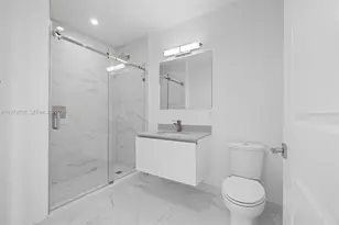 101 Diplomat Pkwy, Hallandale Beach, FL 33009 - Photo 32