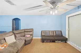 10028 Freestone Ln, Other City - In The State Of Florida, FL 34668 - Photo 6