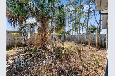 10028 Freestone Ln, Other City - In The State Of Florida, FL 34668 - Photo 16