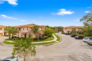 6073 Grand Cypress Cir W, Coconut Creek, FL 33073 - Photo 32