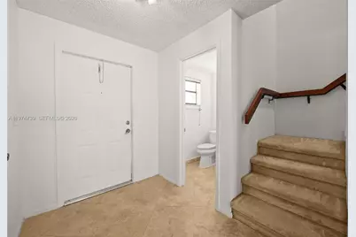 21190 Mainsail Cir #17A, Aventura, FL 33180 - Photo 2