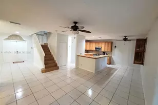 723 Juniper Ln, Weston, FL 33327 - Photo 4