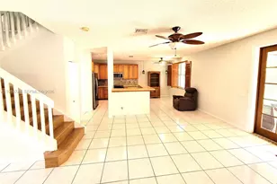 723 Juniper Ln, Weston, FL 33327 - Photo 8