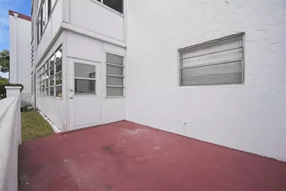 4270 NW 40th St #104, Lauderdale Lakes, FL 33319 - Photo 26