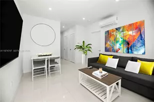 733 Michigan Ave, Miami Beach, FL 33139 - Photo 2