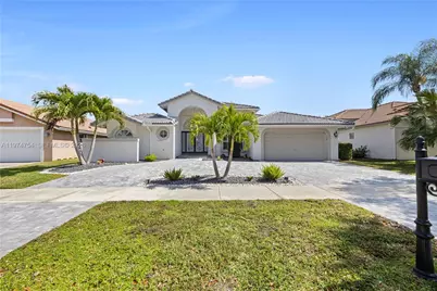 805 Bayside Ln, Weston, FL 33326 - Photo 1