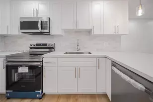 2106 Alfred Dr, Boynton Beach, FL 33426 - Photo 14