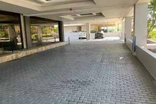 8877 Collins Ave, Surfside, FL 33154 - Photo 36