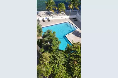 7545 E Treasure Dr #9I, North Bay Village, FL 33141 - Photo 1