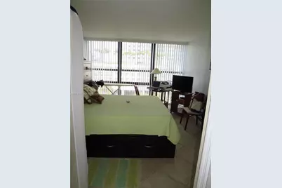 600 NE 36th St #619, Miami, FL 33137 - Photo 6