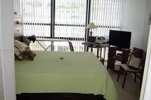 600 NE 36th St, Miami, FL 33137 - Photo 6