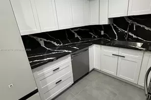 2500 NE 135th St, North Miami, FL 33181 - Photo 10