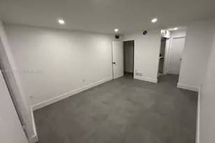 2500 NE 135th St, North Miami, FL 33181 - Photo 18