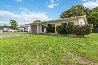5616 NW 48th Way, Tamarac, FL 33319 - Photo 2