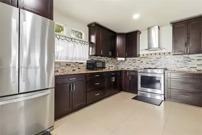 5616 NW 48th Way, Tamarac, FL 33319 - Photo 8