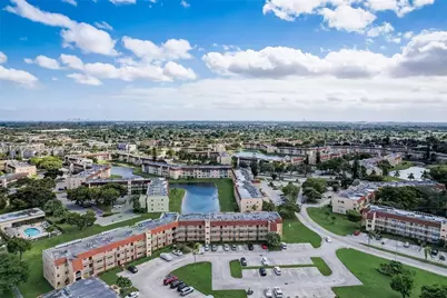 9001 Sunrise Lakes Blvd #109, Sunrise, FL 33322 - Photo 30