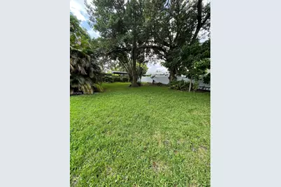 204 SW 7th Ave, Hallandale Beach, FL 33009 - Photo 24