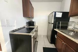 11220 NE 11th Pl, Biscayne Park, FL 33161 - Photo 12