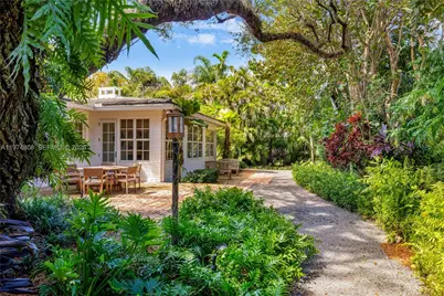 935 Escobar Ave, Coral Gables, FL 33134 - Photo 36