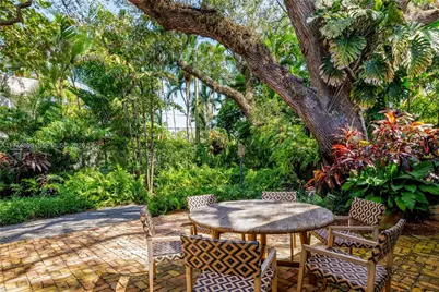 935 Escobar Ave, Coral Gables, FL 33134 - Photo 34