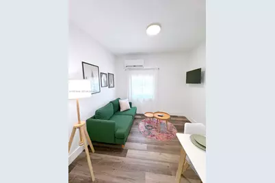 790 NW 60th St, Miami, FL 33127 - Photo 8