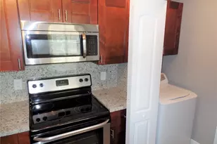 1239 SW 46th Ave, Pompano Beach, FL 33069 - Photo 4