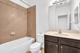 17161 SW 96th St, Miami, FL 33196 - Photo 8