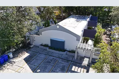 2825 SW 3rd Ave, Miami, FL 33129 - Photo 4