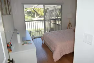 10255 NW 51Nd Ln, Doral, FL 33178 - Photo 20