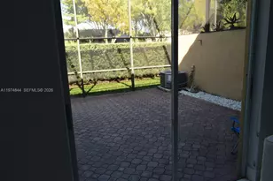 10255 NW 51Nd Ln, Doral, FL 33178 - Photo 10