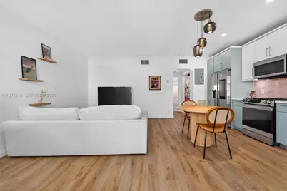 8600 Byron Ave #8600-9, Miami Beach, FL 33141 - Photo 10