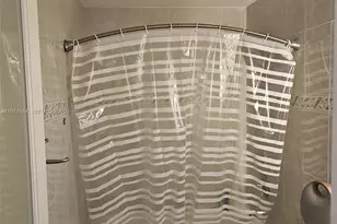 183 E 44th St, Hialeah, FL 33013 - Photo 38