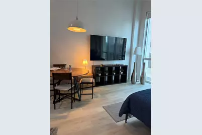 244 Biscayne Blvd #341, Miami, FL 33132 - Photo 12