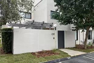 4702 SW 67th Ave, Miami, FL 33155 - Photo 2