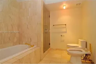 1800 Sunset Harbour Dr, Miami Beach, FL 33139 - Photo 10