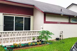 7707 SW 8th St, North Lauderdale, FL 33068 - Photo 16