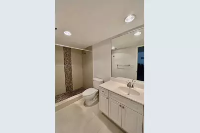 19390 Collins Ave #225, Sunny Isles Beach, FL 33160 - Photo 6