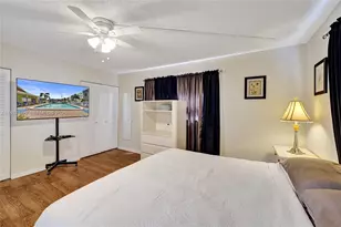 324 SE 10th St, Dania Beach, FL 33004 - Photo 22