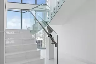 300 Biscayne Blvd Way, Miami, FL 33131 - Photo 18